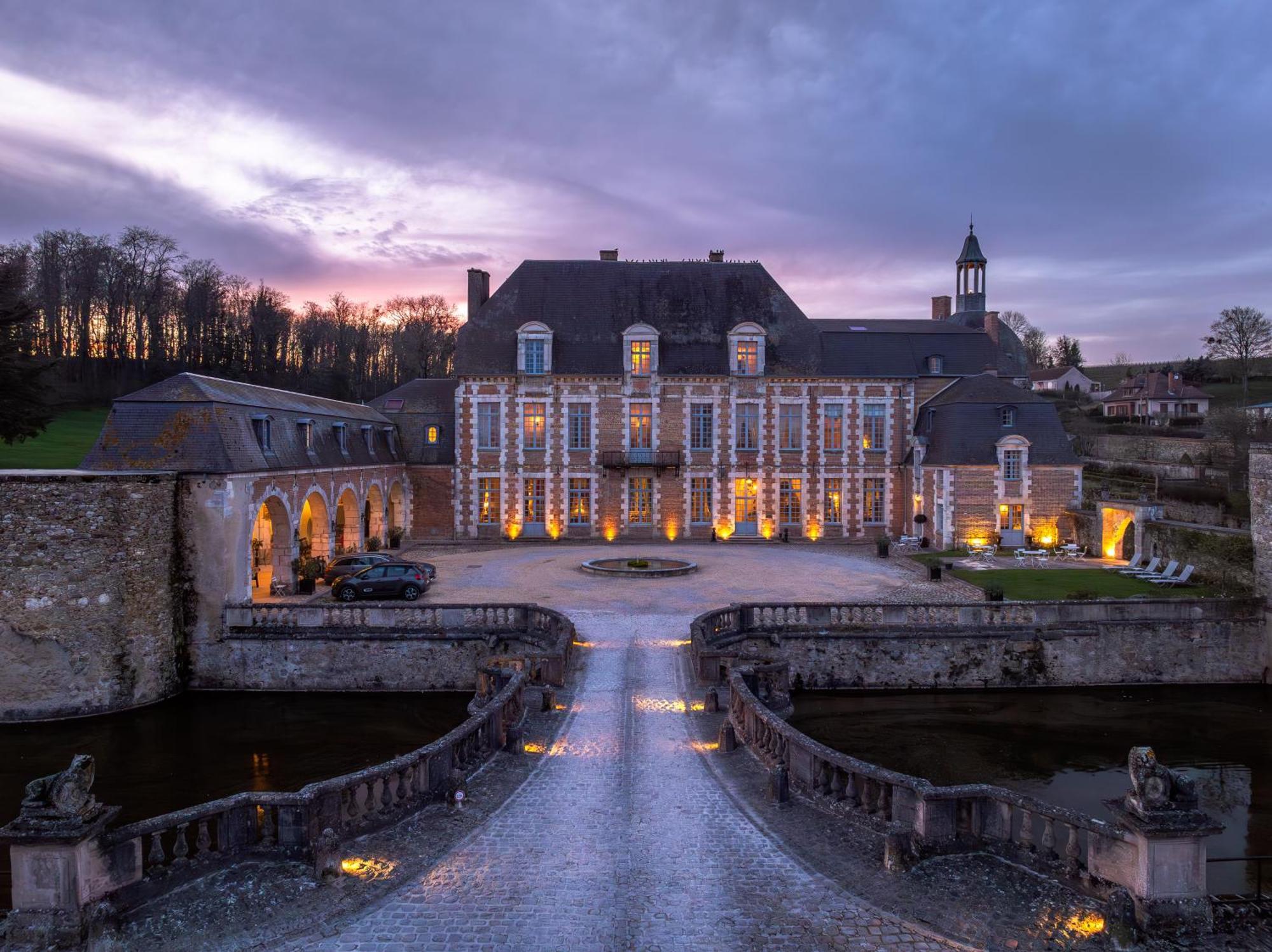 Le Chateau D'Étoges Exteriér fotografie